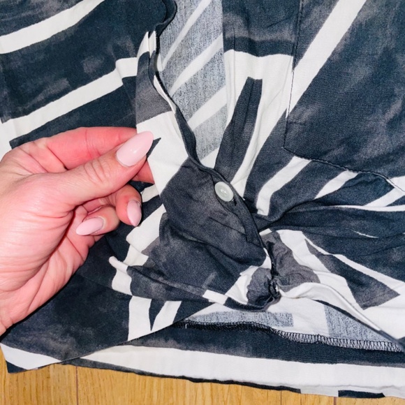 Zara 2 piece Crop & Skirt  SET - XS - Picture 9 of 16